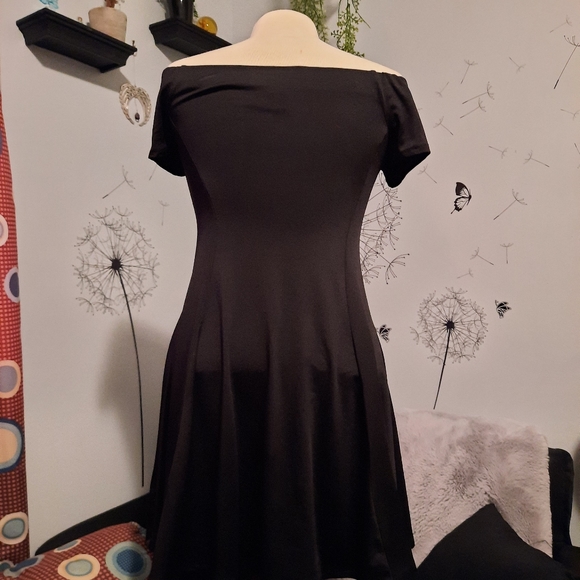 Black Off-the-Shoulder Cocktail Dress L - Picture 2 of 4